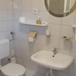 Alojamento de Acomodação e Pequeno-almoço La Perla 2 3*