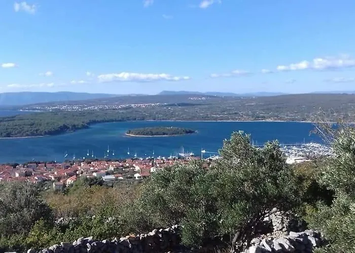 La Perla 2 3* פונאנט