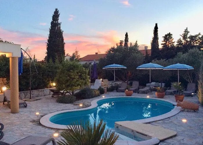 La Perla 2 Bed and breakfast