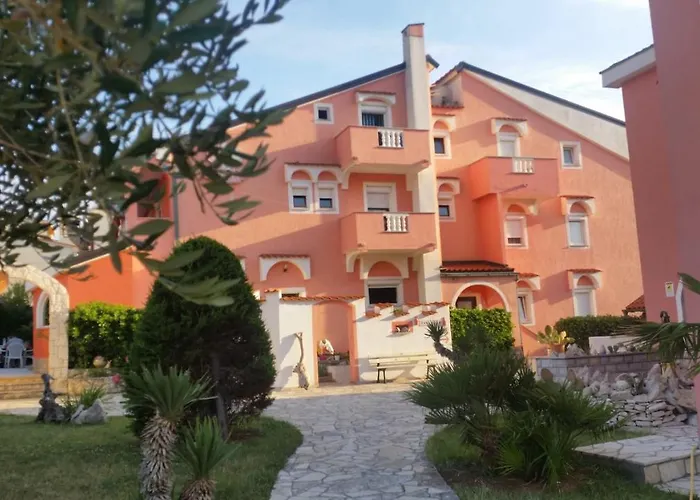 La Perla 2 Bed and breakfast Punat