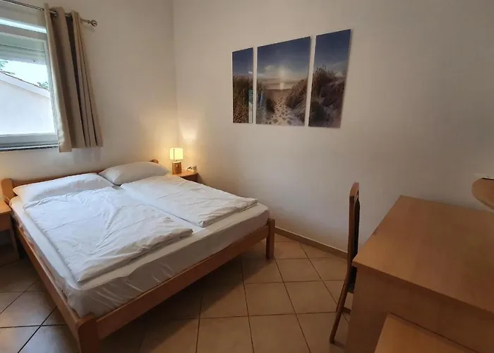 La Perla 2 3* פונאנט