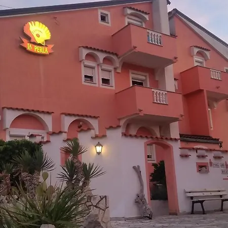 La Perla