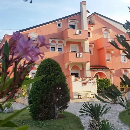 La Perla 3* Punat